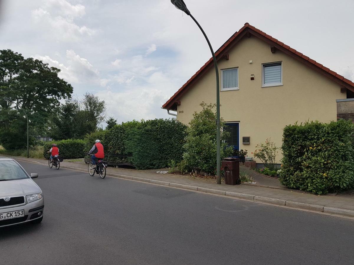 Ferien, Messewohnung In Der Nahe Des Uniklinikum * Düsseldorf