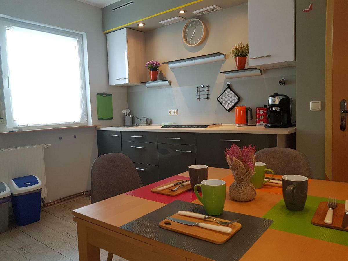 Ferien, Messewohnung In Der Nahe Des Uniklinikum * Düsseldorf